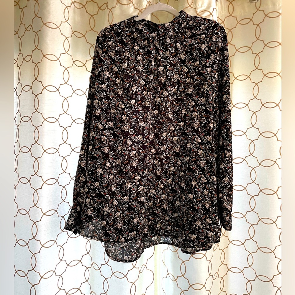 Blouse - Picture 2 of 3